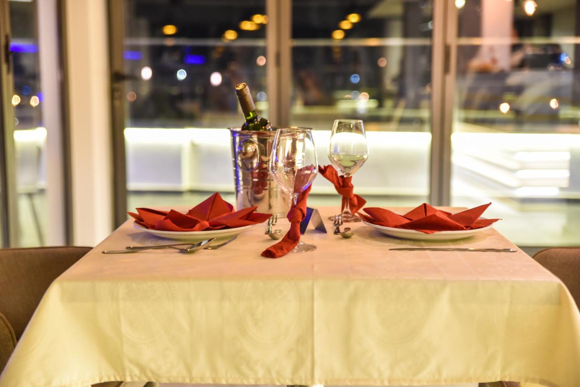 Hotel Evropa Ulcinj Exterior photo