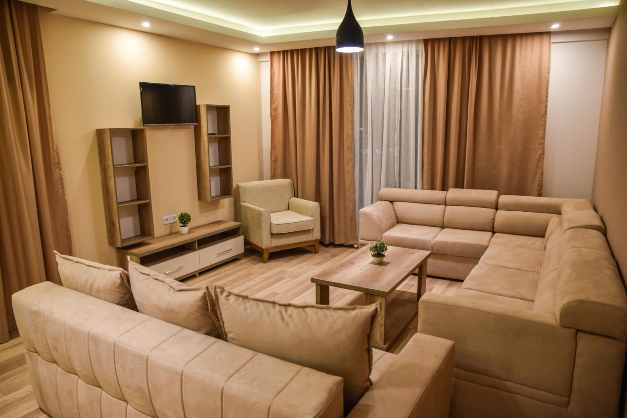 Hotel Evropa Ulcinj Exterior photo