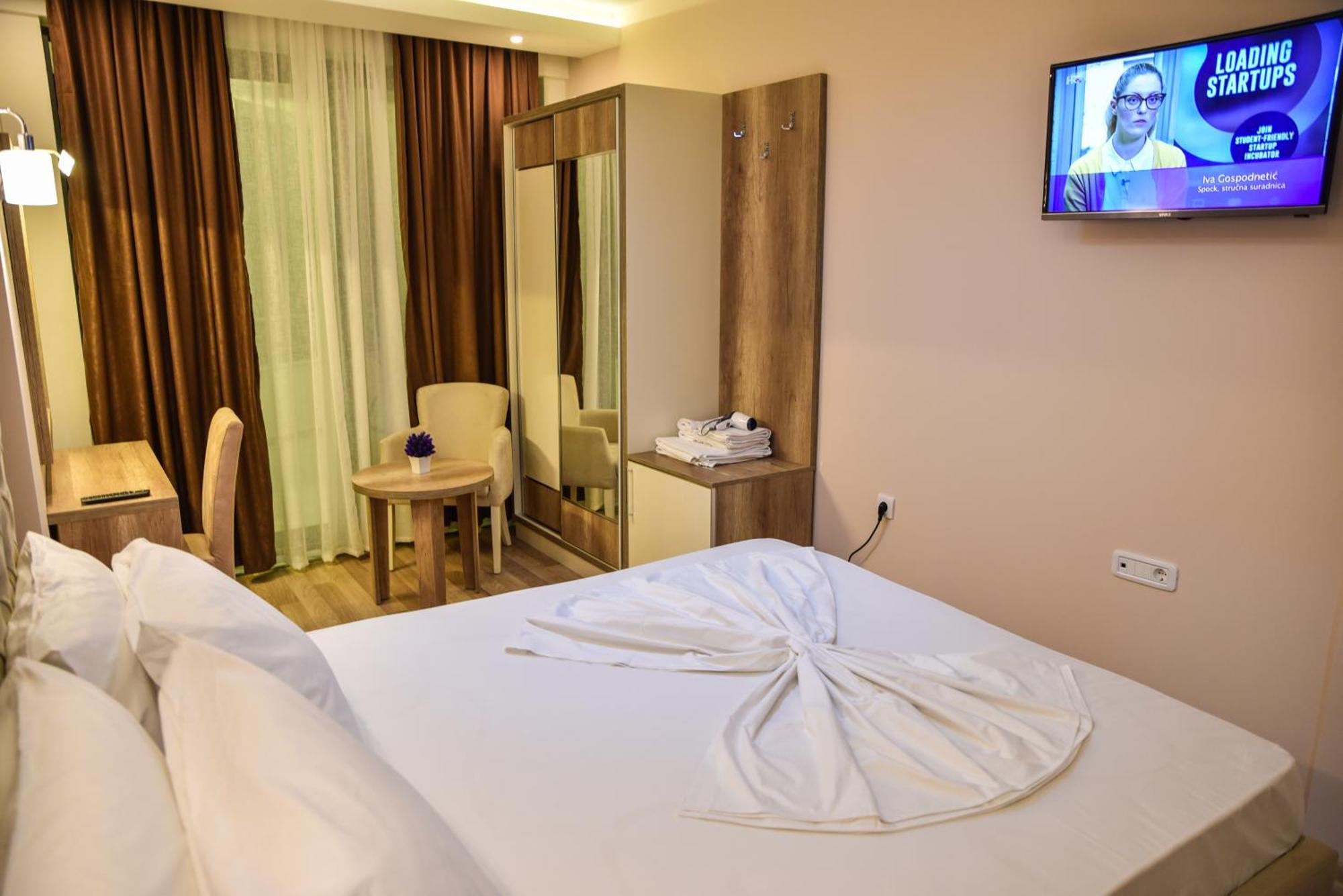 Hotel Evropa Ulcinj Room photo